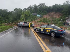 BR 470 com trechos totalmente interditados