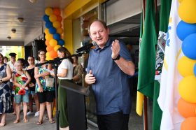 Supermercado Santa Clara em Salvador do Sul  inaugurado