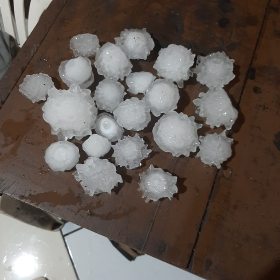 Vale do Ca tem temporal, queda de granizo e interdio de estradas