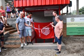 Vestirio do campo do Juventus  revitalizado