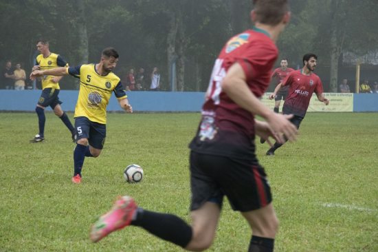 So Pedro e Sus saem na frente nos titulares