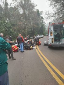 Grave acidente com motociclistas em Salvador do Sul ocorreu prximo da Naturovos