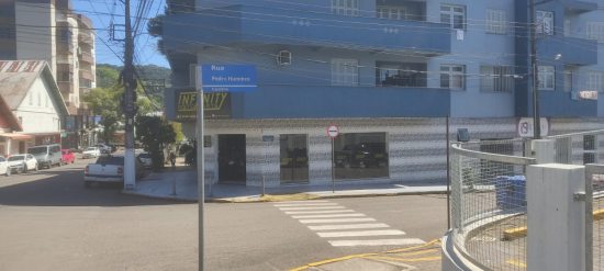 Departamento de trnsito implanta mo nica na Rua Pedro Hummes