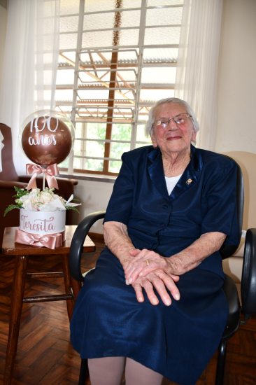 Irm Teresita, 100 anos esbanjando felicidade