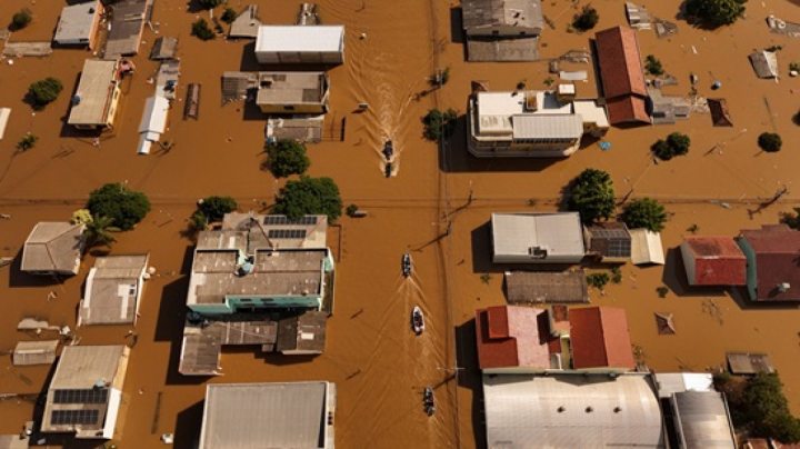 Pix de 5,1 mil: cadastro de famlias do RS no Auxlio Reconstruo termina amanh