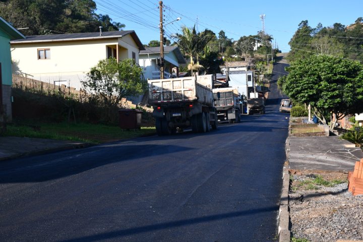 Concluda pavimentao asfltica da Rua V Olinda