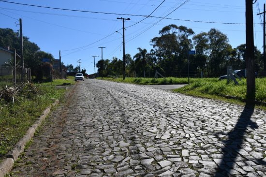 Pacote de 10 ruas vai receber pavimentao asfltica