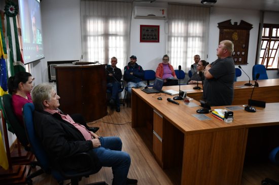 Salvador do Sul tem reunio sobre Programa Minha Casa, Minha Vida - Reconstruo