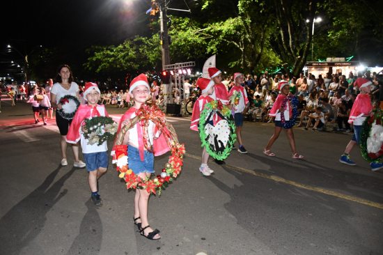 Prefeitura de Salvador do Sul lana programao do Natal F e Luz 2024