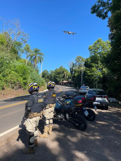 PRF inicia fiscalizao com drones na BR-470, na Serra Gacha