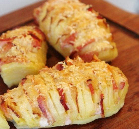 Batata assada com Bacon