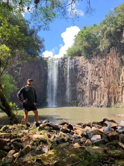 Cascata Vitria, em Marat